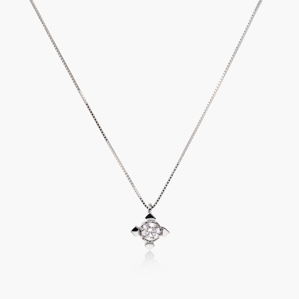 Colier aur 18k cu diamant