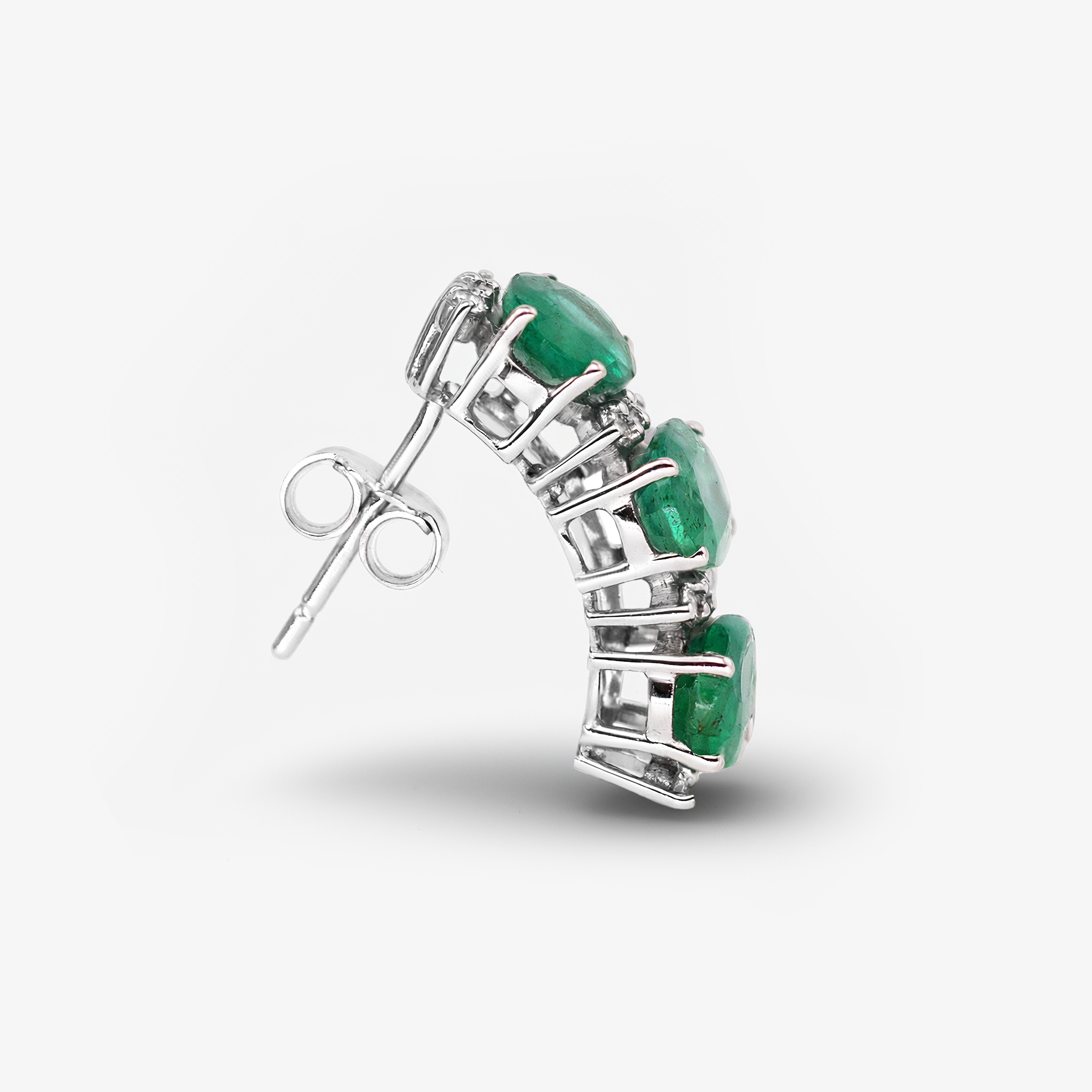 Cercei aur 18k cu smaralde 4.42 ct si diamante