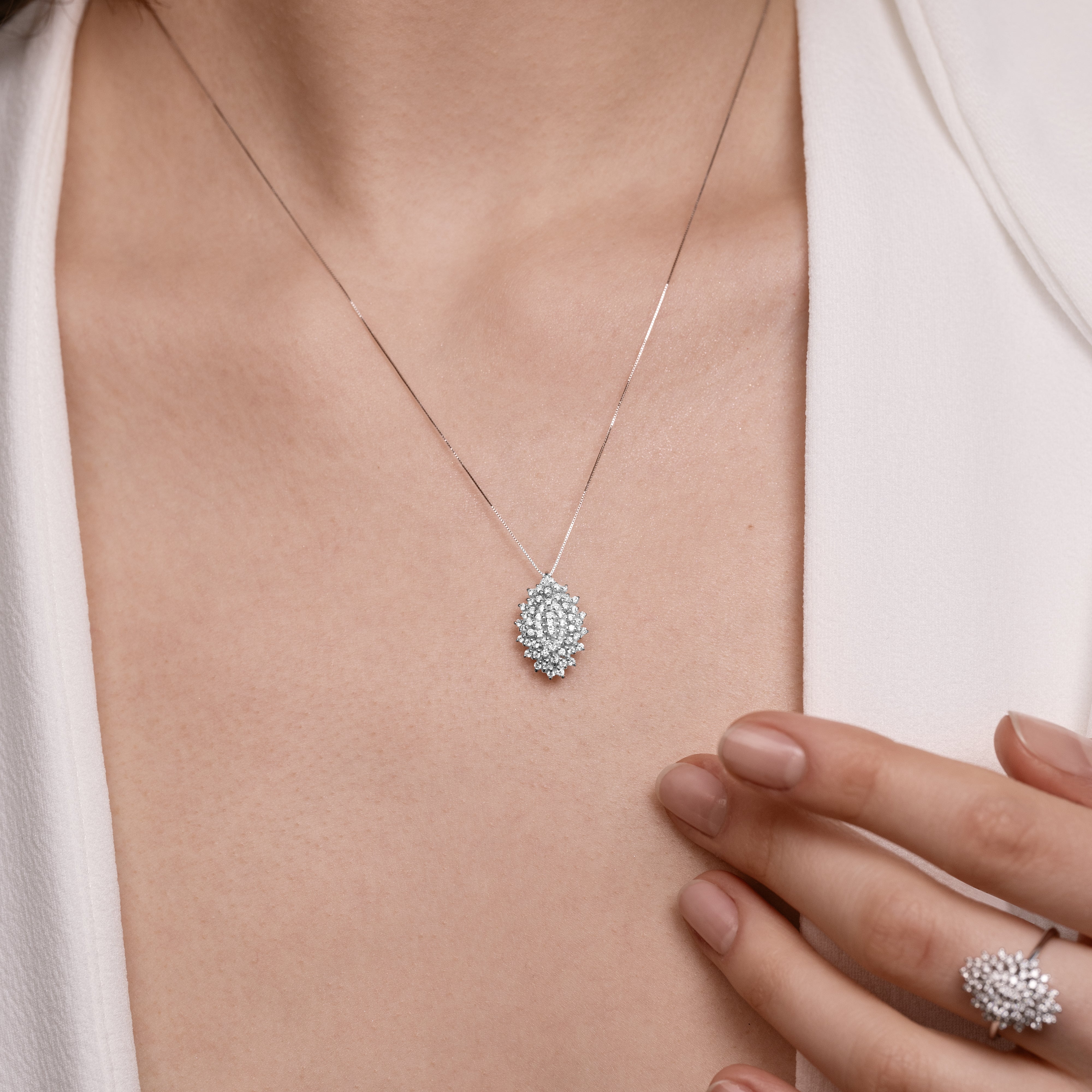 Colier aur 18k cu diamante 0.49 ct