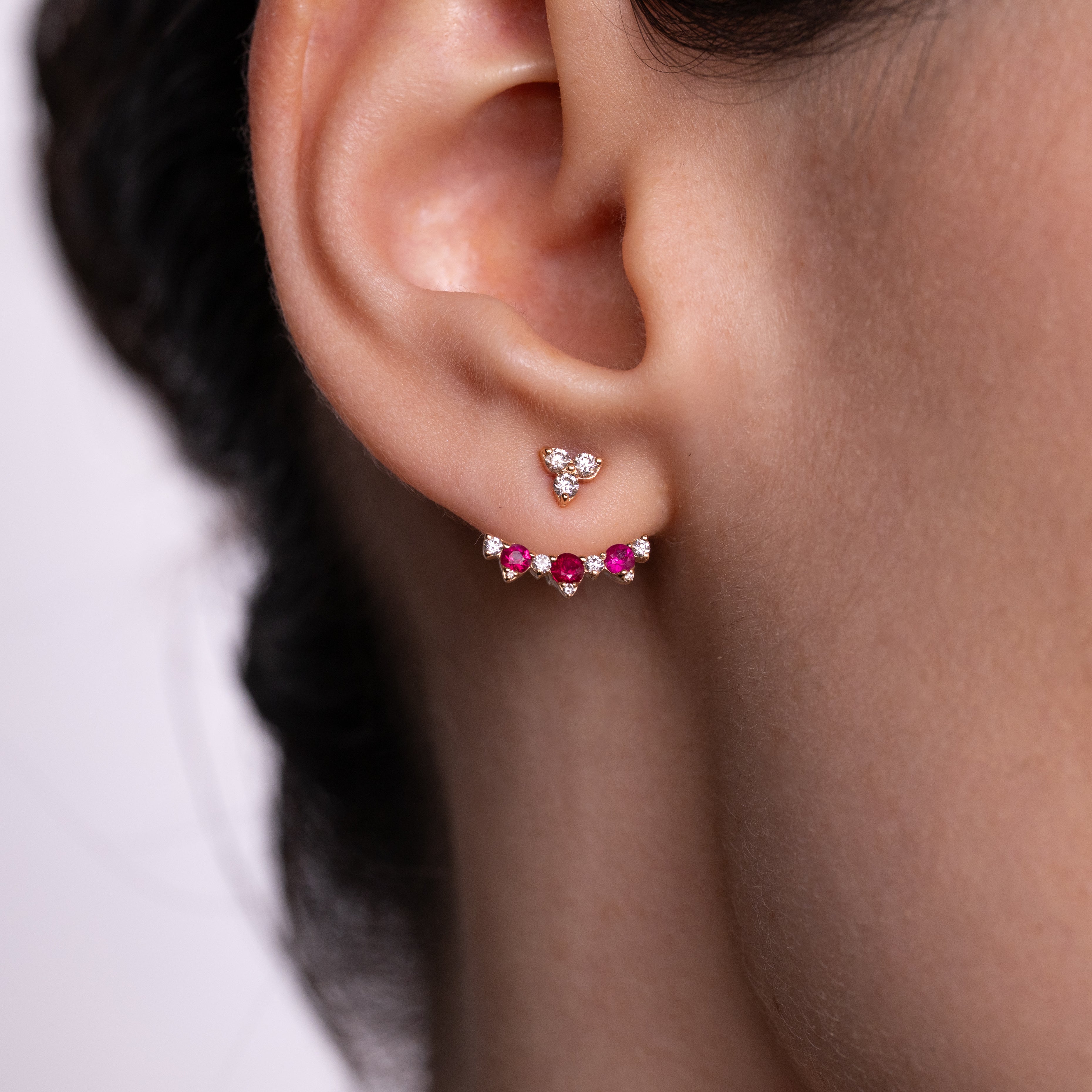 Cercei aur 18k cu rubine 0.40 ct si diamante