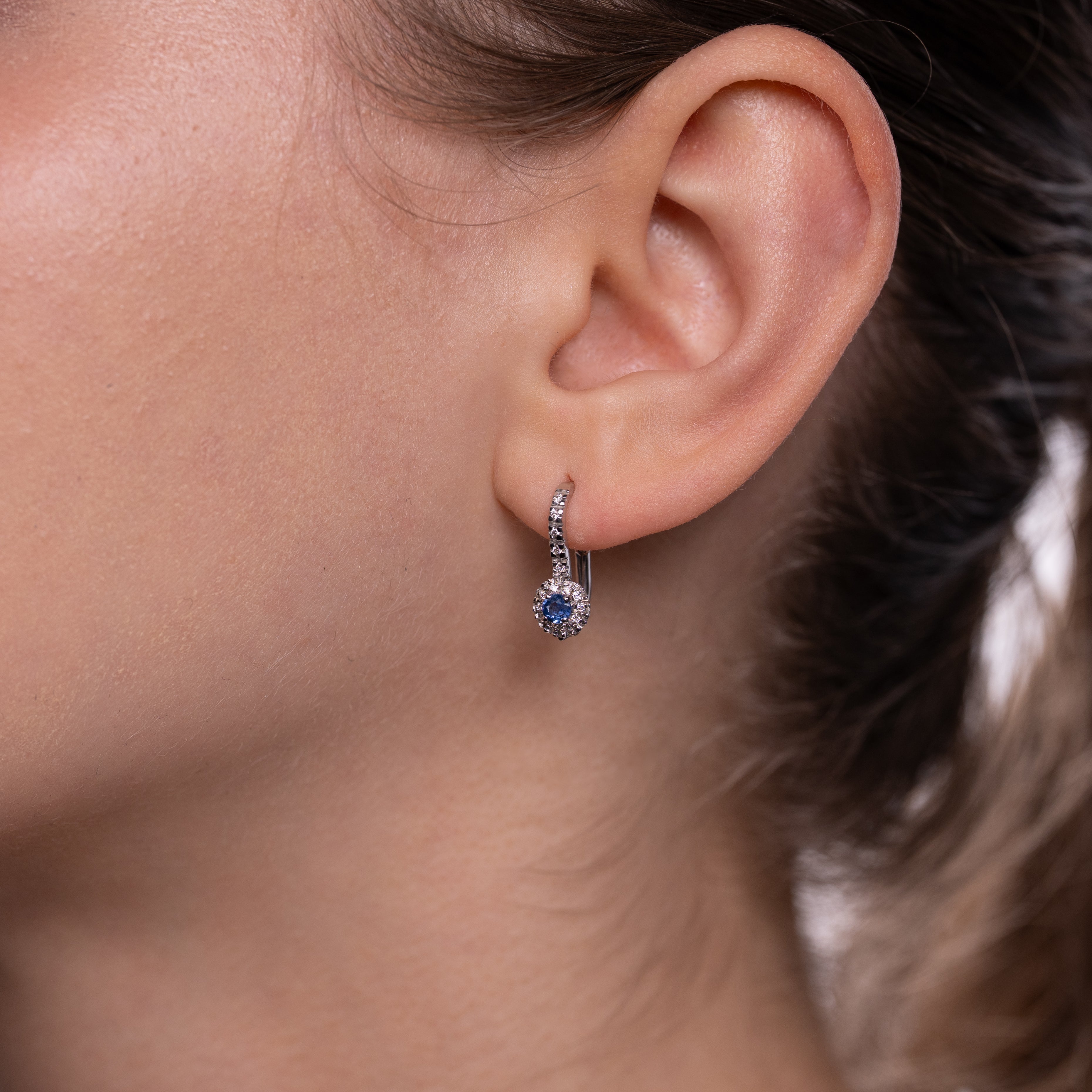 Cercei aur 18k cu safire 0.35 ct si diamante 0.16 ct