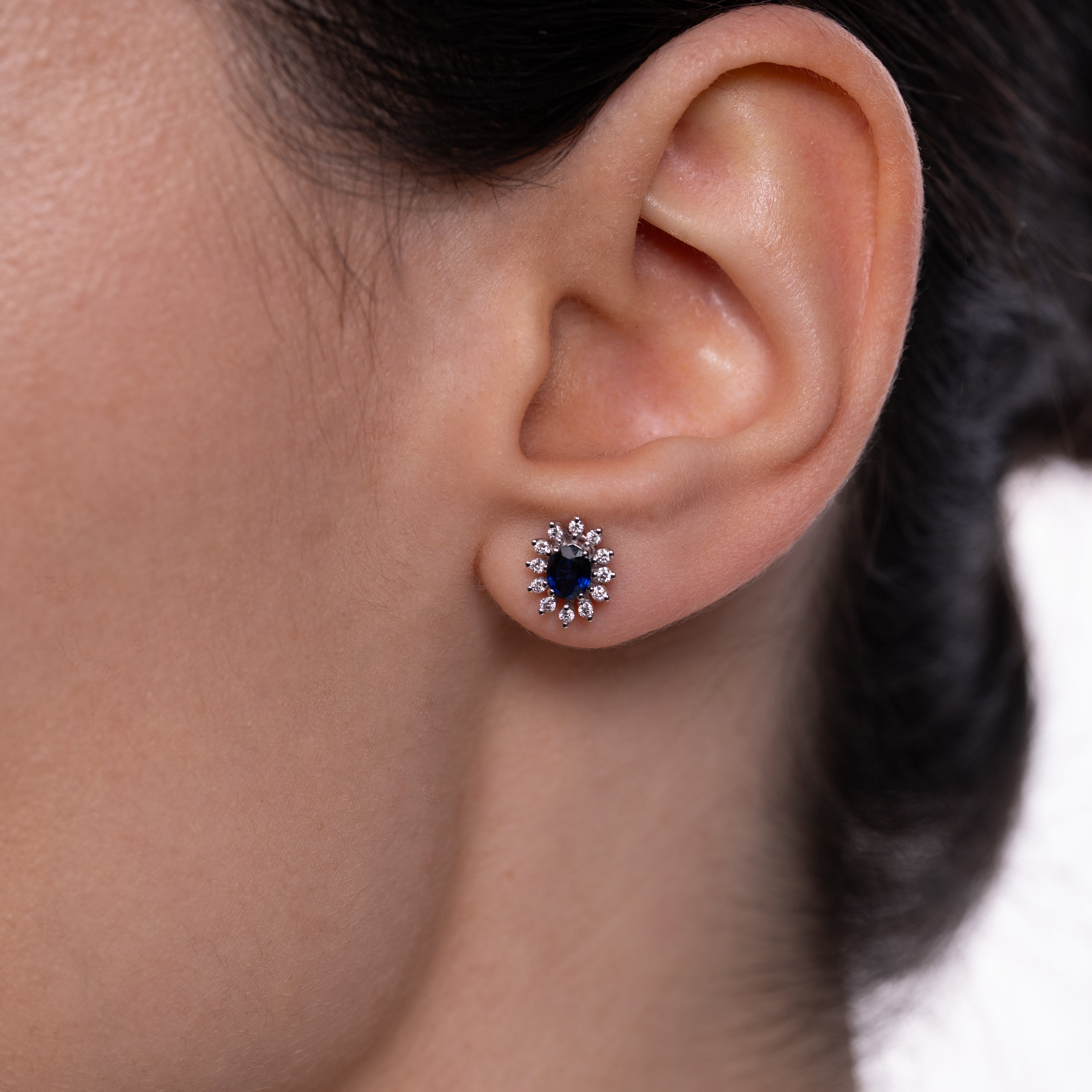 Cercei aur 18k cu safire 0.84 ct si diamante