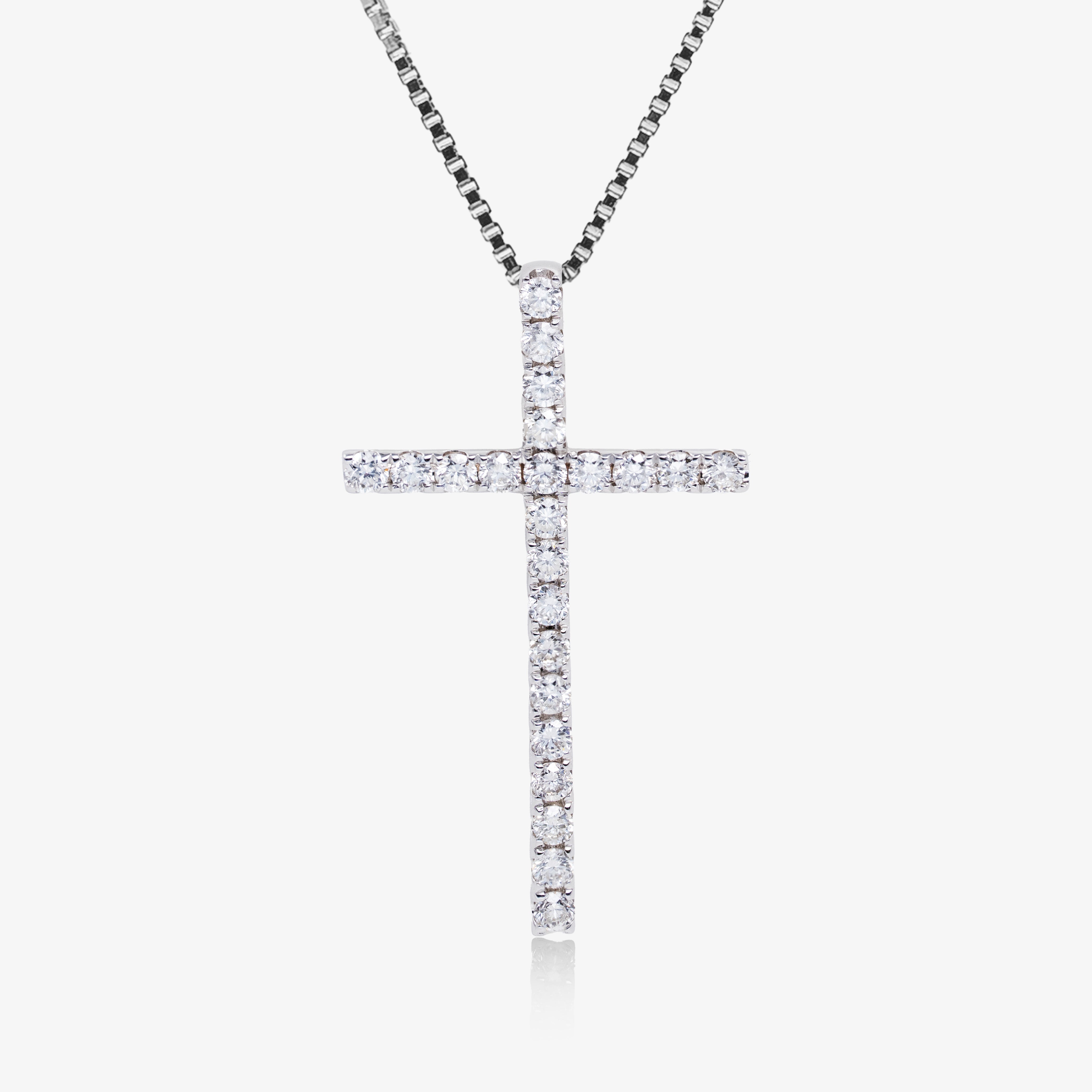 Pandant cruce aur 18k cu diamante 0.50 ct