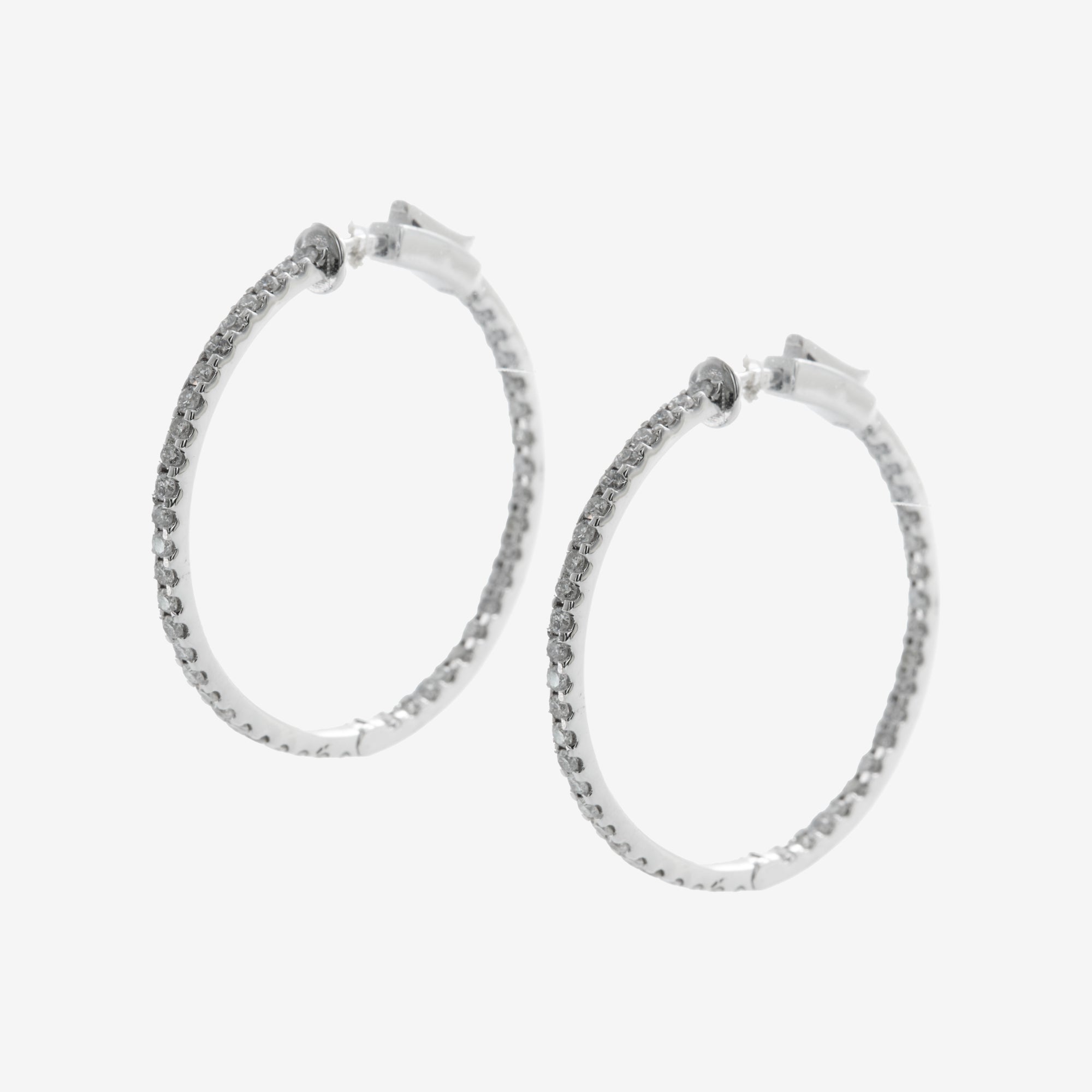HOOPS EARRINGS WITH DIAMONDS