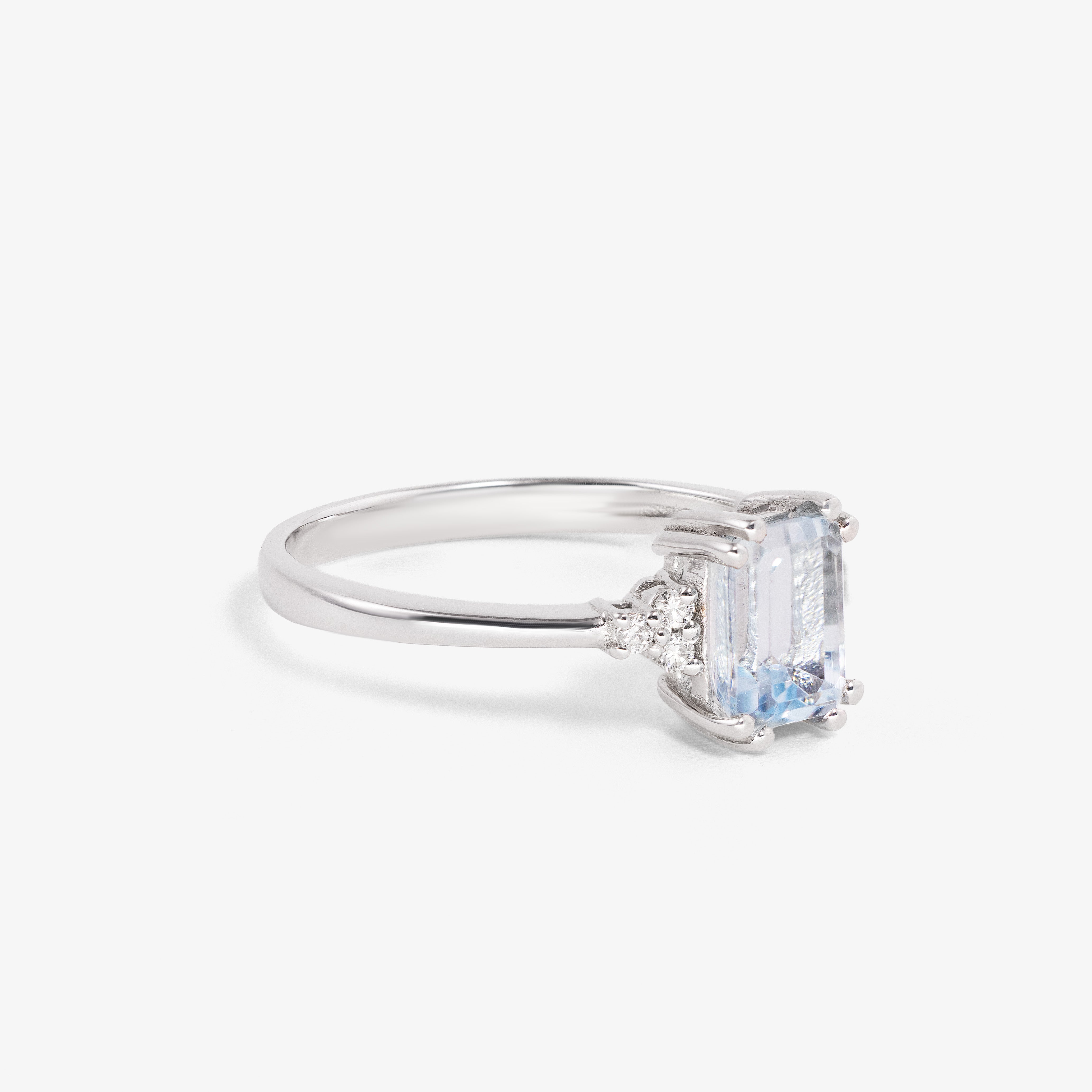 Inel aur 18k cu aquamarin 1.25 ct si diamante