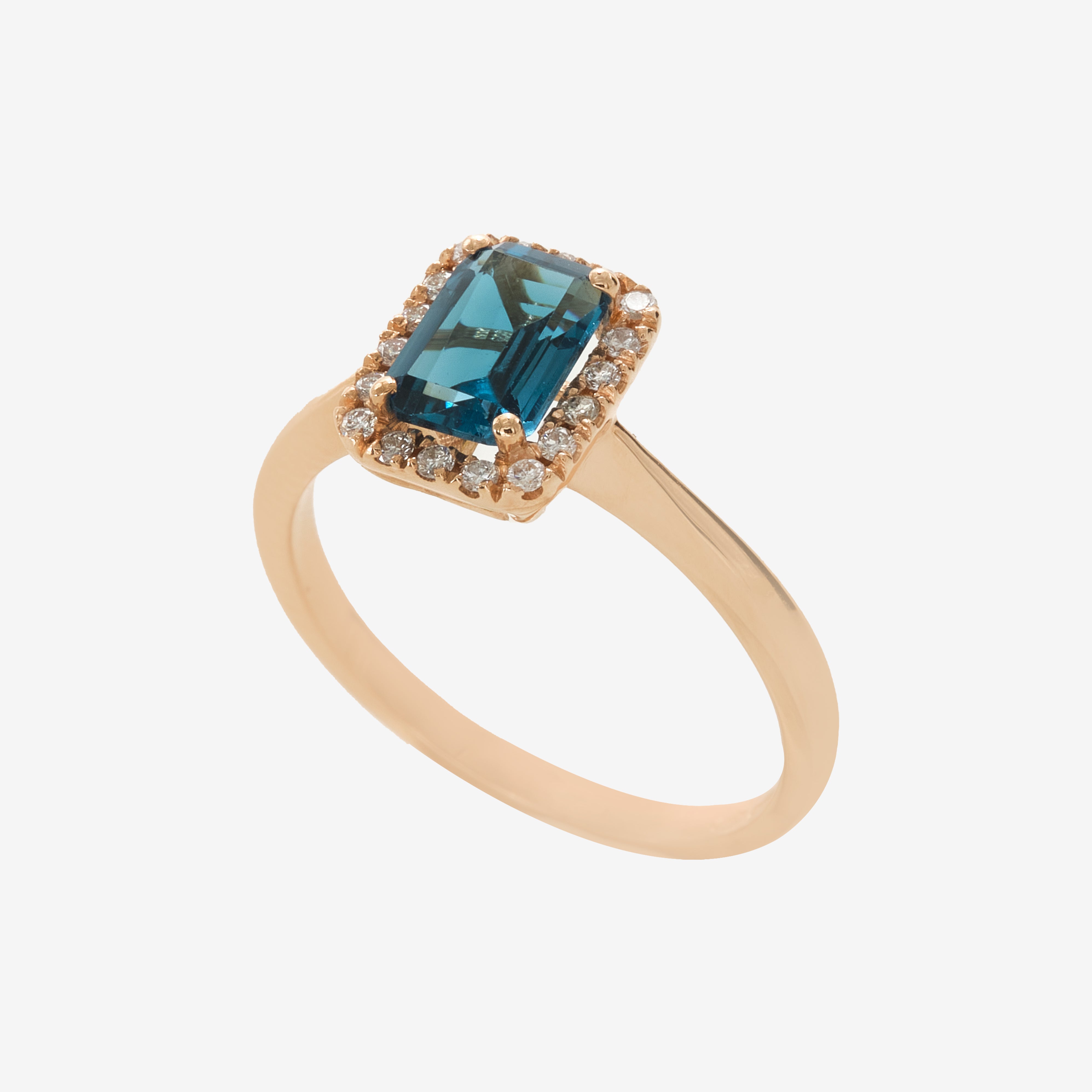Blue ring with London topaz and diamonds