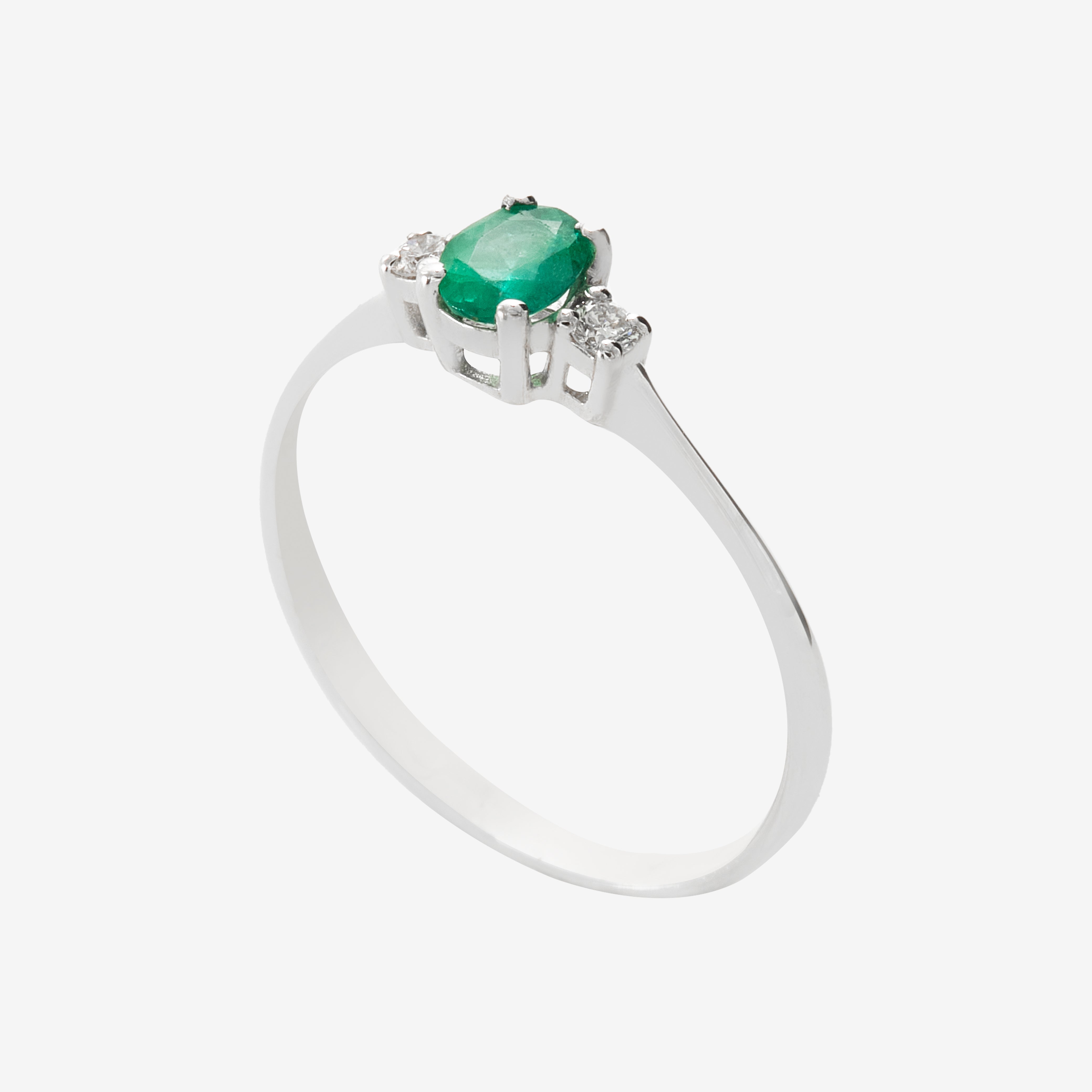 Aura Ring with Emerald and Diamonds