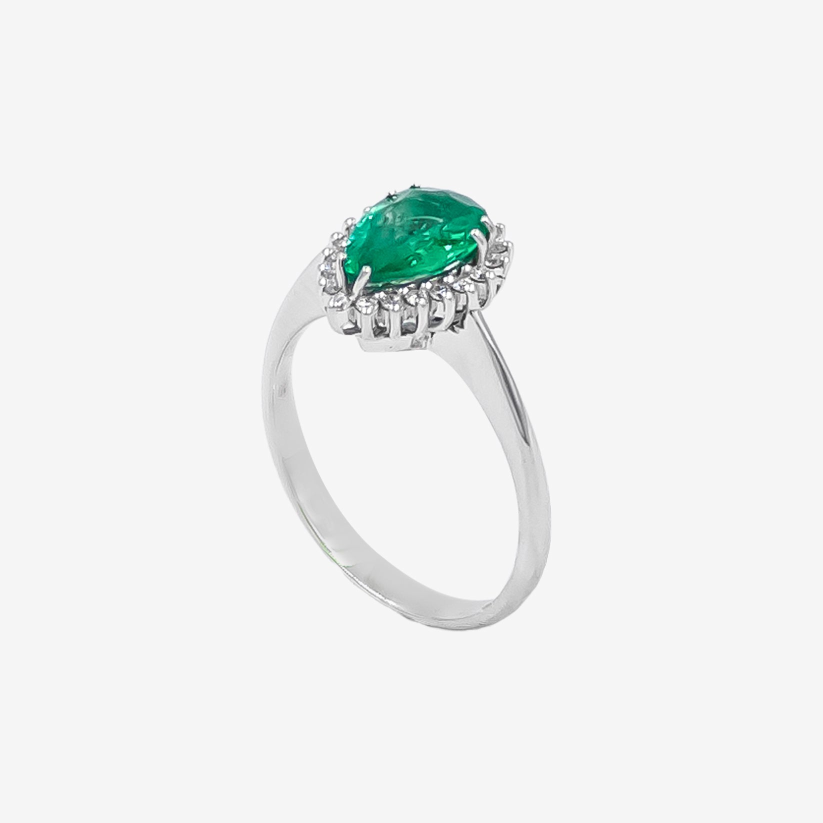 Emerald Tear Droplet Ring with Diamonds