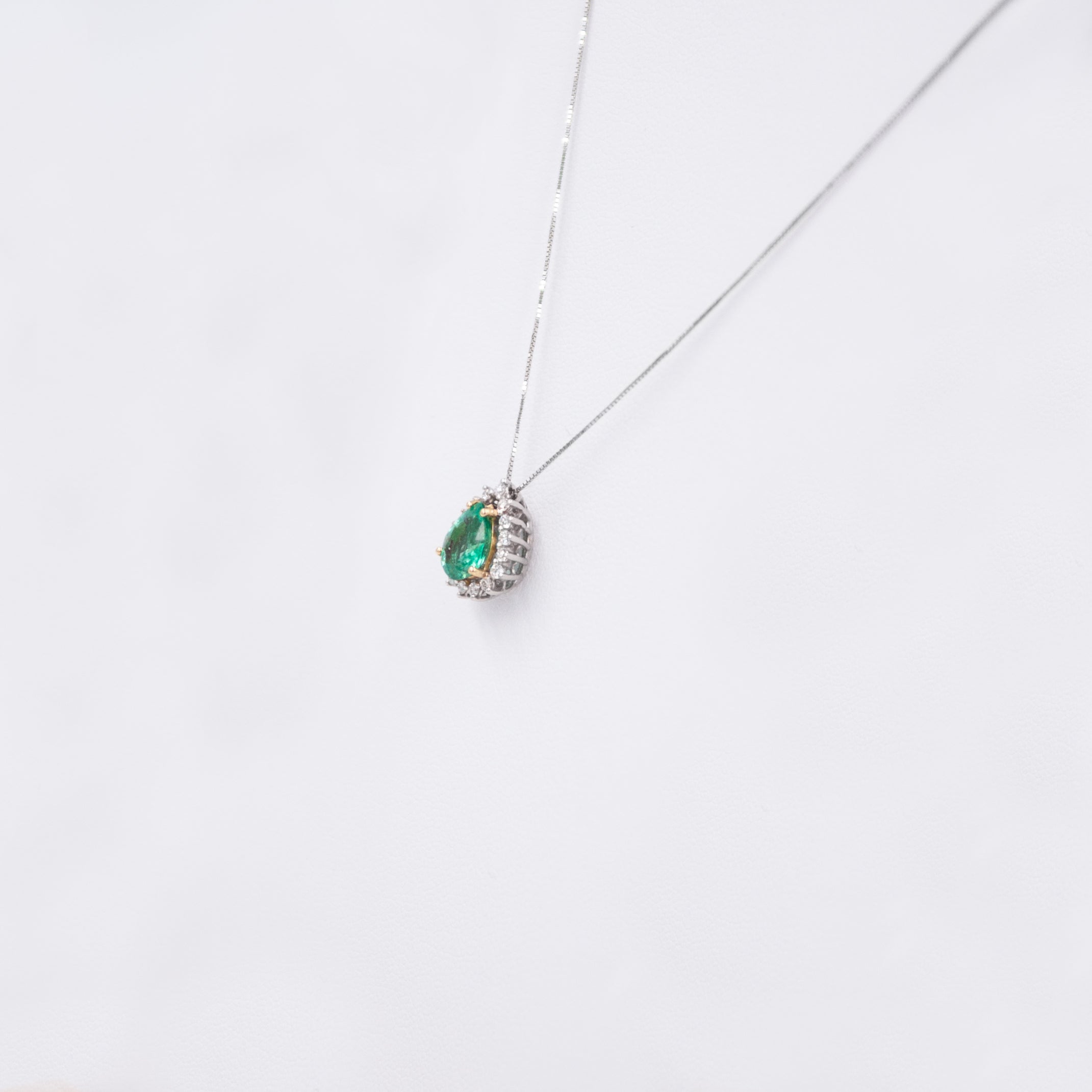 Droplet Necklace with Diamonds and Emeralds